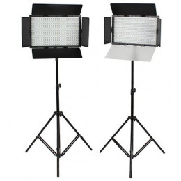SET: 2x LED-Lampe DV-384CT-K2 von Falcon Eyes und 2x Stativ W806