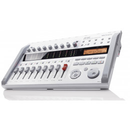 ZOOM R16 recorder - audio interface - controller
