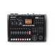 ZOOM R8 recorder - audio Interface - controller - sampler